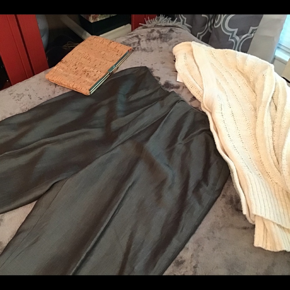 Anne Klein Crop Pants - Picture 2 of 10